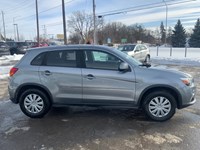 2016 Mitsubishi RVR AWD 4dr CVT SE