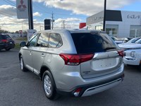 2019 Mitsubishi Outlander ES AWC