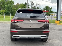 2024 Mitsubishi Outlander SEL S-AWC