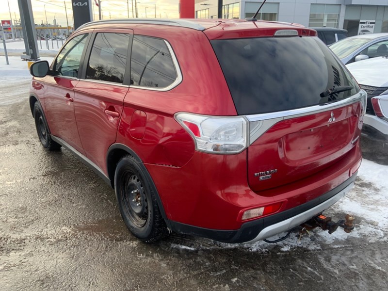 2015 Mitsubishi Outlander 4WD 4dr GT