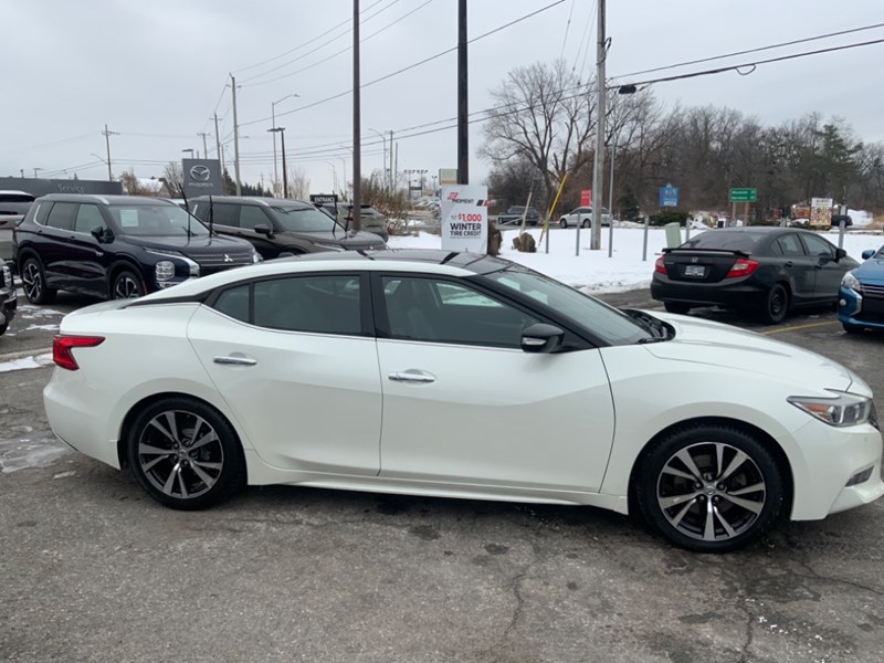 2018 Nissan Maxima SL Sedan