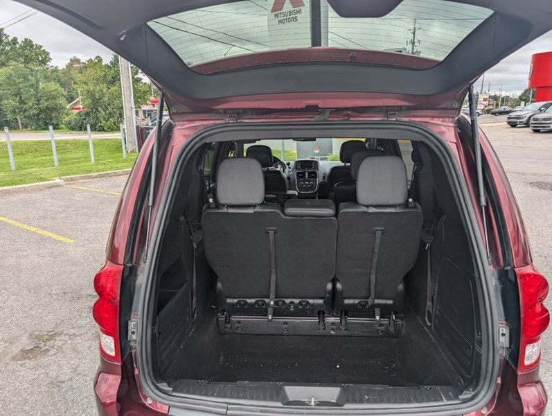 2020 Dodge Grand Caravan Premium Plus 2WD