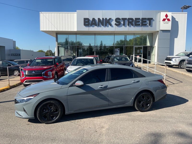 2021 Hyundai Elantra Preferred IVT w/Sun & Tech Package