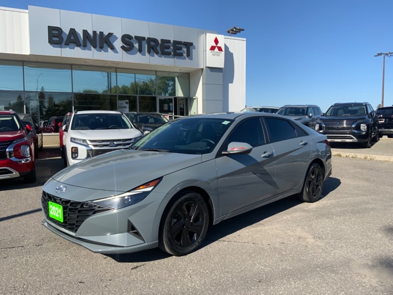 2021 Hyundai Elantra Preferred IVT w/Sun & Tech Package