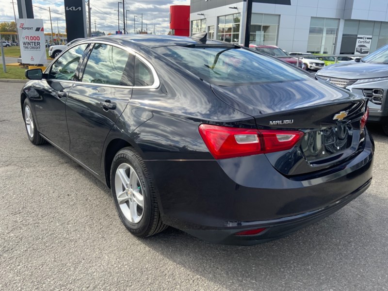 2022 Chevrolet Malibu 4dr Sdn LS w/1LS